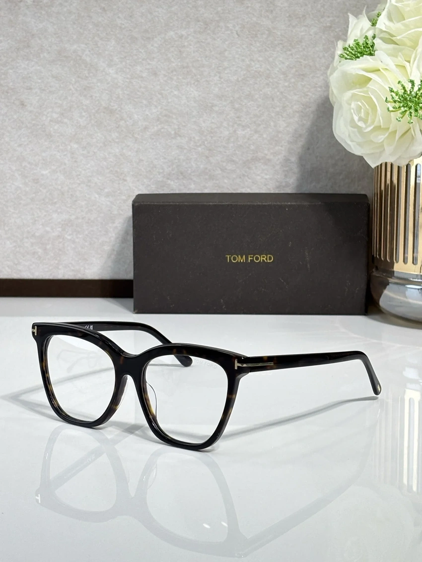 Authentic Tom Ford FT6042 Optical Glasses – Tom Ford Square Eyeglasses | B2B Optical Supplier