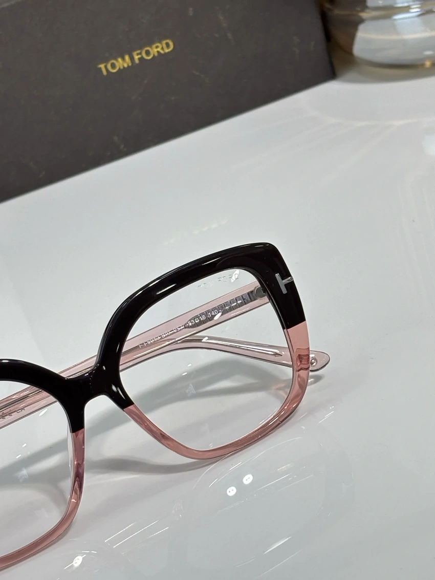 Authentic Tom Ford FT6043 Optical Frames – Tom Ford Eyeglasses Women | Bulk Distributor
