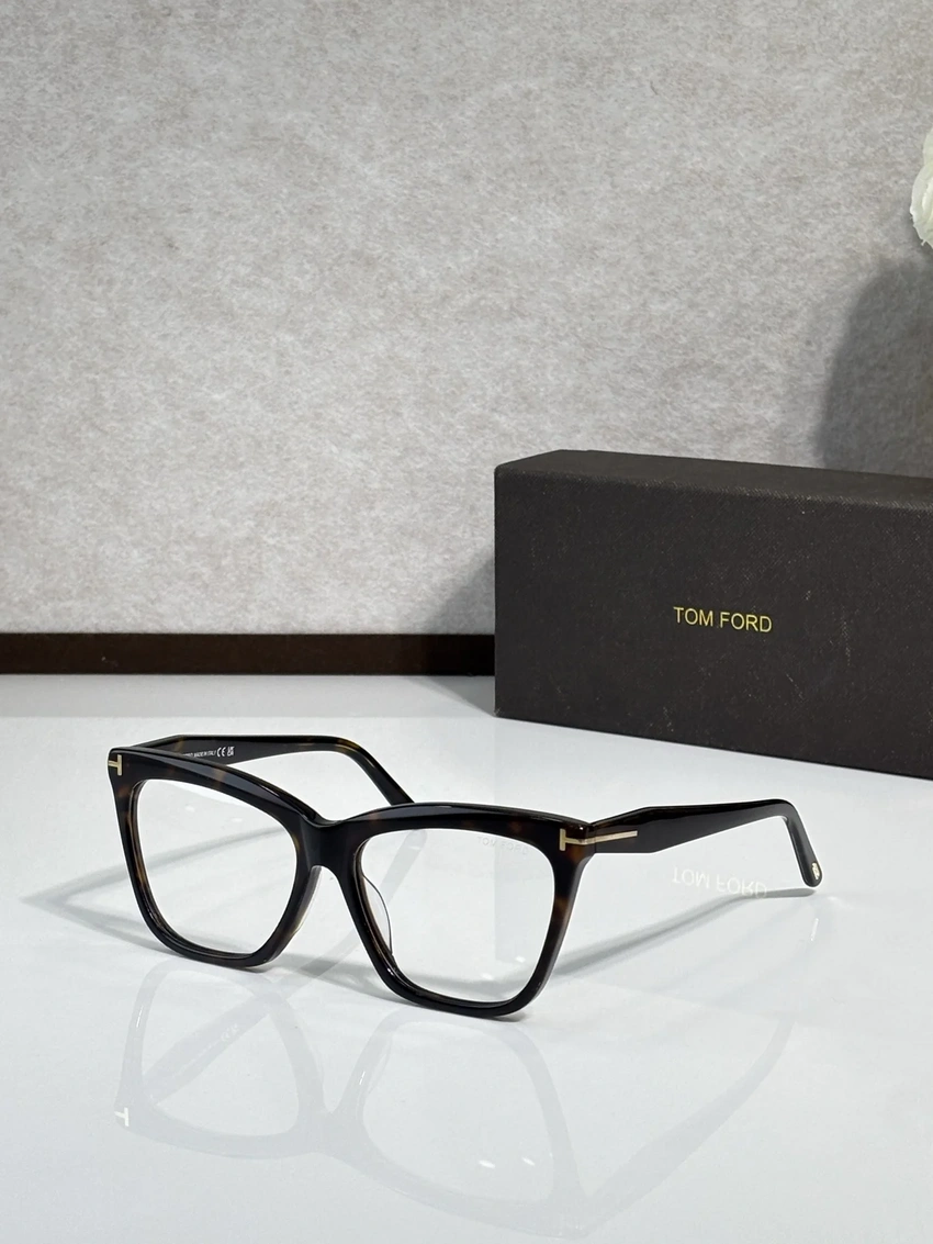 Authentic Tom Ford FT6064 Eyeglasses – Tom Ford Womens Frames | B2B Optical Supplier