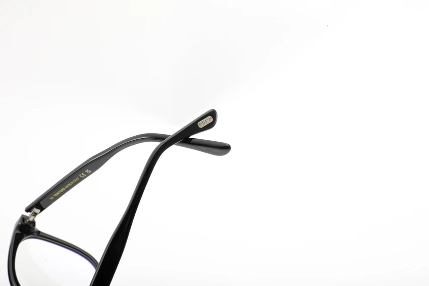 Luxury Tom Ford FT972-K Eyewear – Tom Ford Pink Glasses | Bulk Distributor