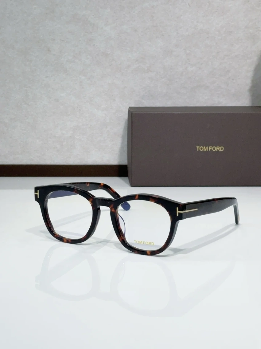 Wholesale Tom Ford TF0590 Eyeglasses – Tom Ford Brown Glasses | Bulk Distributor
