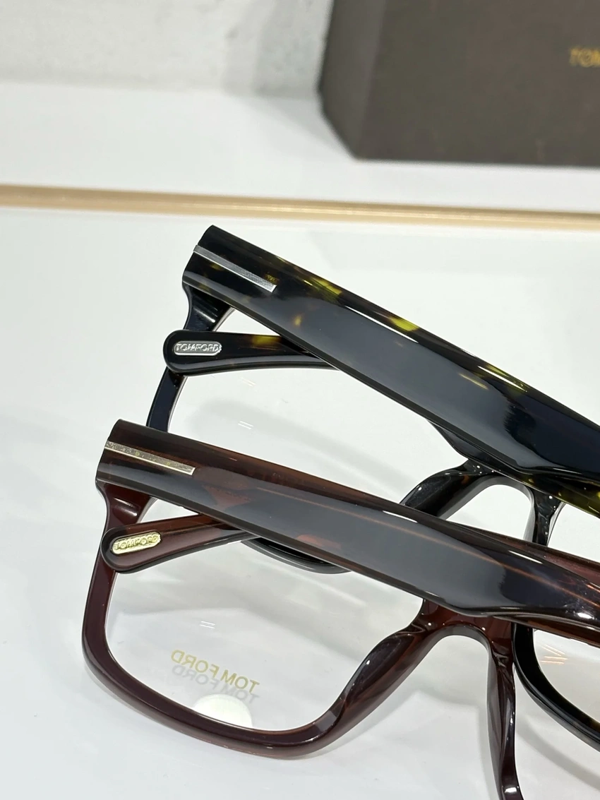 Wholesale Tom Ford TF0906 Eyeglasses – Tom Ford’s Glasses | B2B Optical Supplier