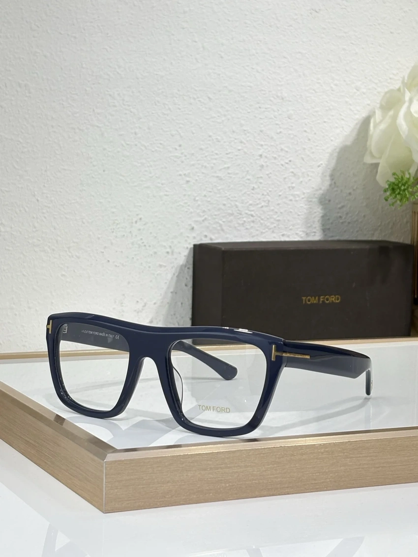 Authentic Tom Ford TF1077 Spectacle Frames – Red Tom Ford Glasses | Bulk Distributor
