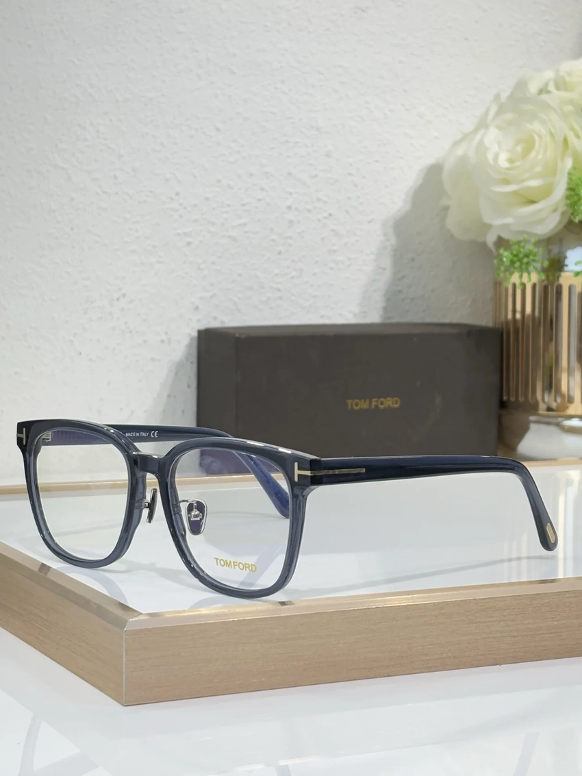 High-Quality Tom Ford TF1136 Eyewear – Tom Ford Men’s Eyeglasses | Retail Optical Partner