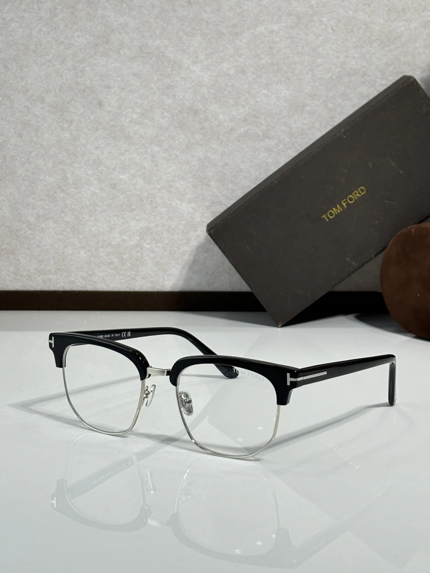 Luxury Tom Ford TF1165 Optical Glasses – Tom Ford Womens Eyeglass Frames | B2B Optical Supplier
