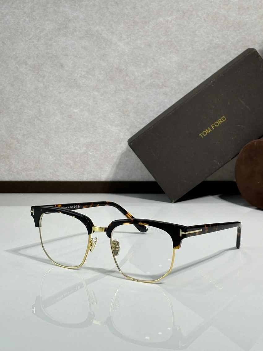 Luxury Tom Ford TF1165 Optical Glasses – Tom Ford Womens Eyeglass Frames | B2B Optical Supplier