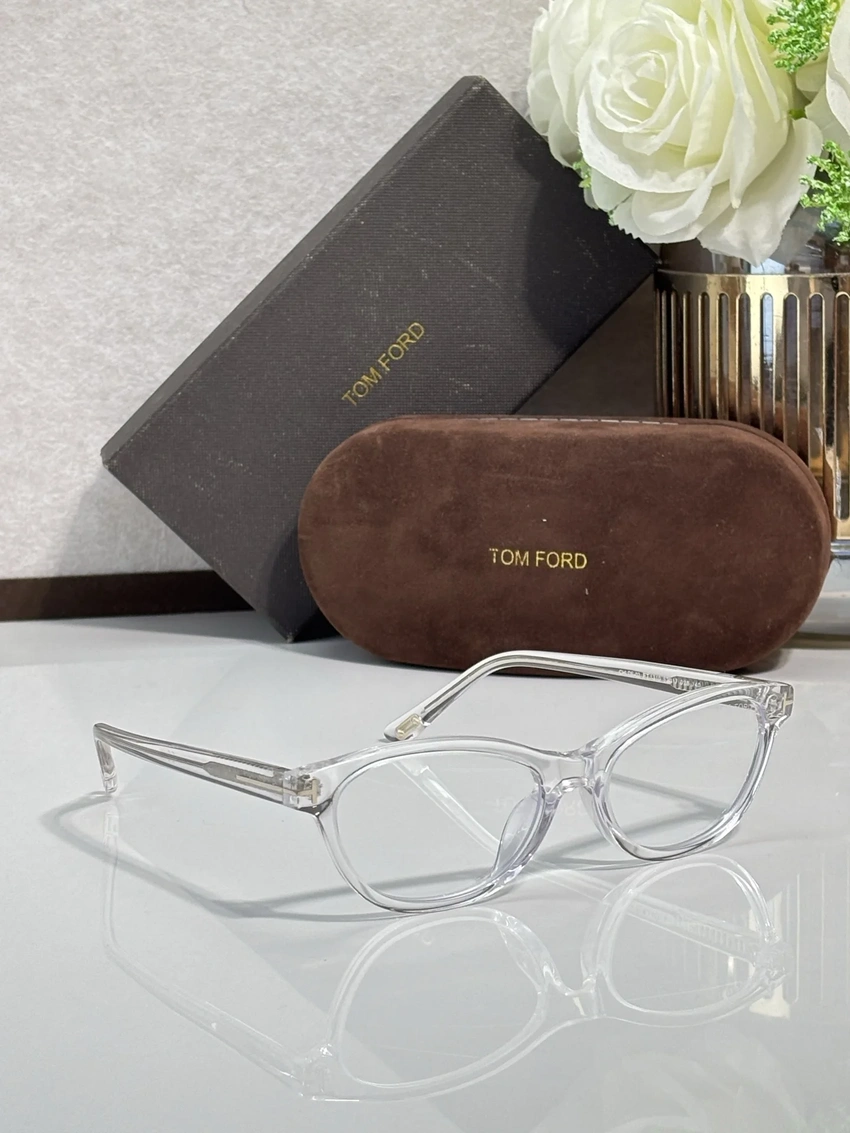 High-Quality Tom Ford TF1310 Optical Frames – Tom Ford Reading Glasses Men | Bulk Distributor