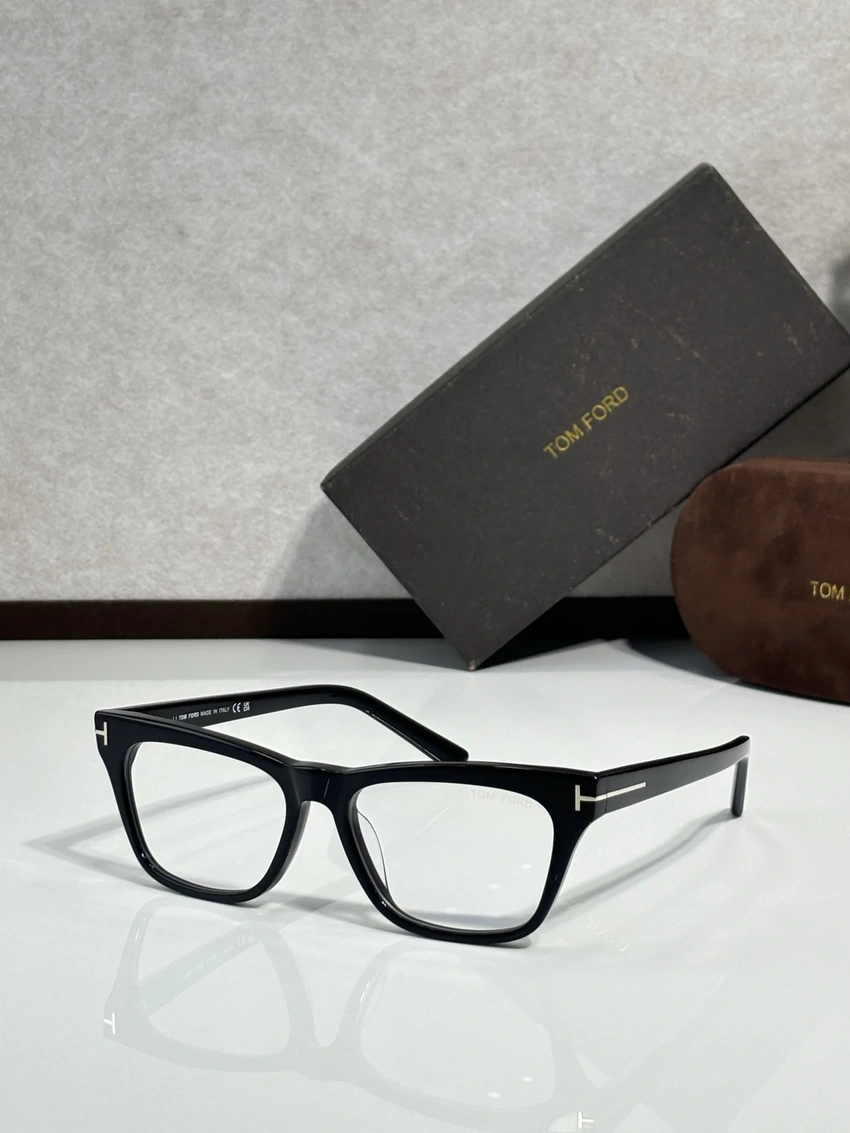 Wholesale Tom Ford TF1362 Eyeglasses – Largest Tom Ford Glasses | Wholesale Distributor