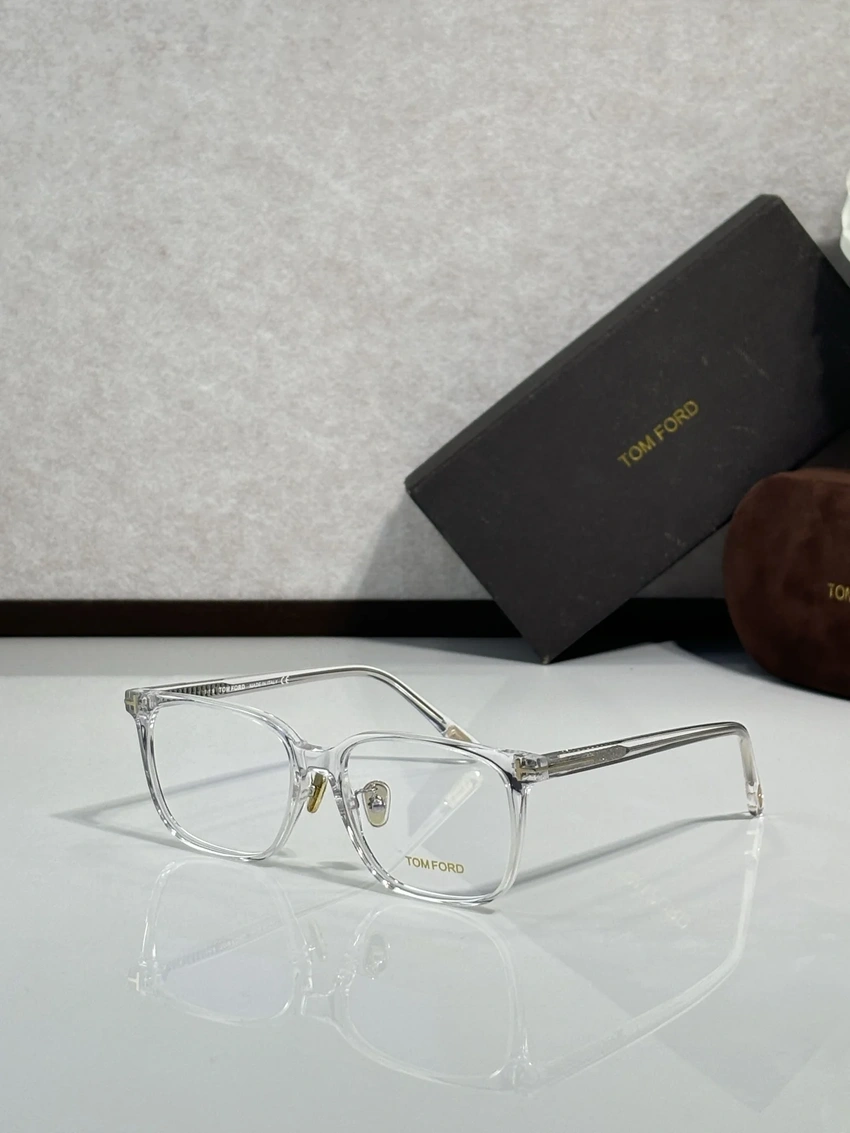 Authentic Tom Ford TF5558 Spectacle Frames – Tom Ford Prescription Glasses For Men | Retail Optical Partner