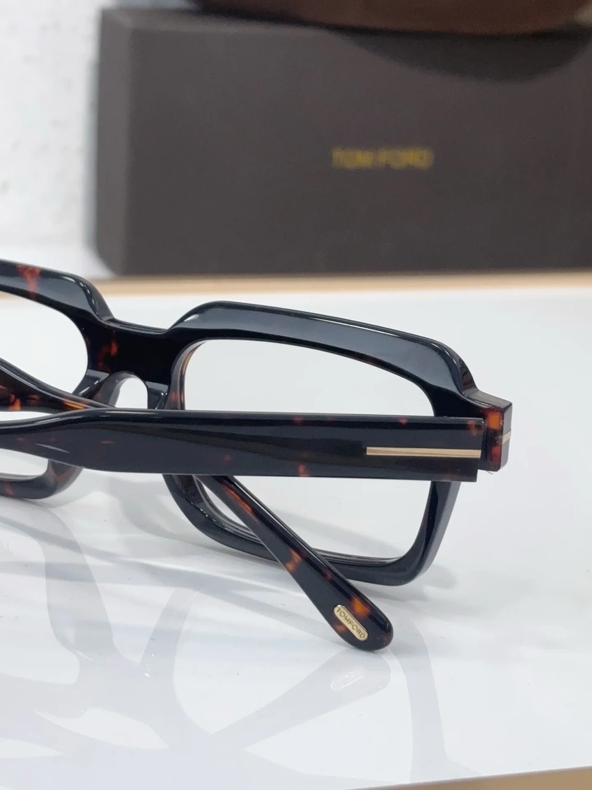 Premium Tom Ford TF5711 Spectacle Frames – Tom Ford Glasses Men | Bulk Distributor