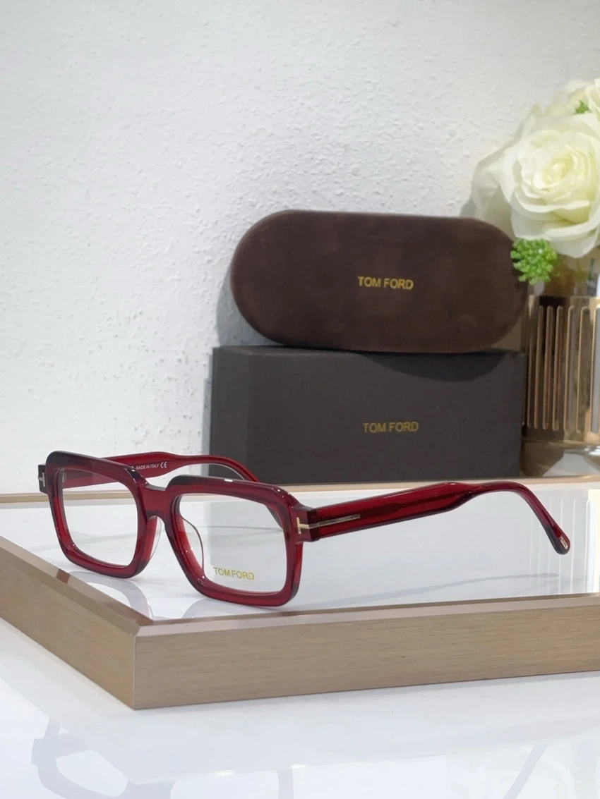 High-Quality Tom Ford TF5711 Spectacle Frames – Tom Ford Glasses Grey | Wholesale Distributor
