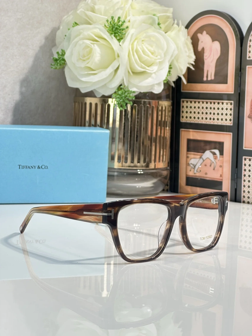 Premium Tom Ford TF5745 Eyeglasses – Tom Ford Optical Frames Men | Bulk Distributor