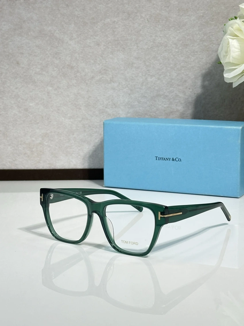 Premium Tom Ford TF5745 Eyeglasses – Tom Ford Optical Frames Men | Bulk Distributor