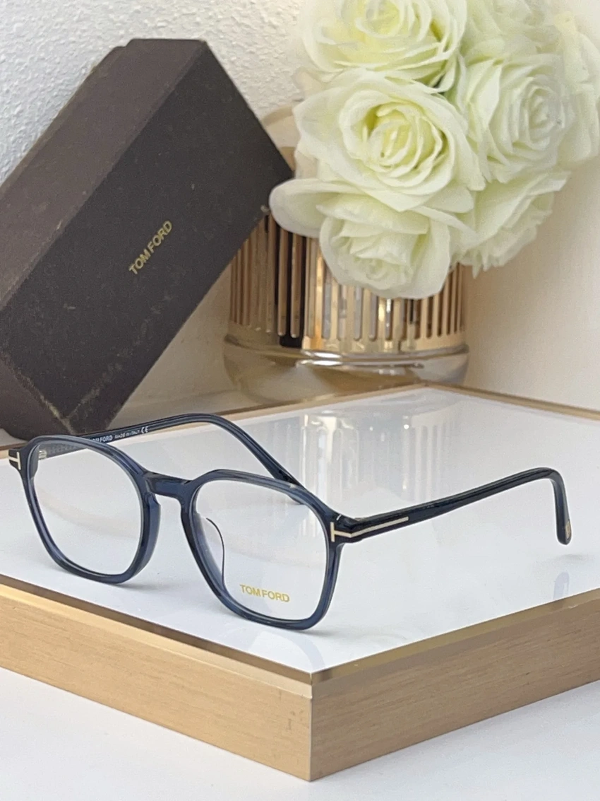 Authentic Tom Ford TF5804 Eyewear – Tom Ford Green Glasses | Retail Optical Partner