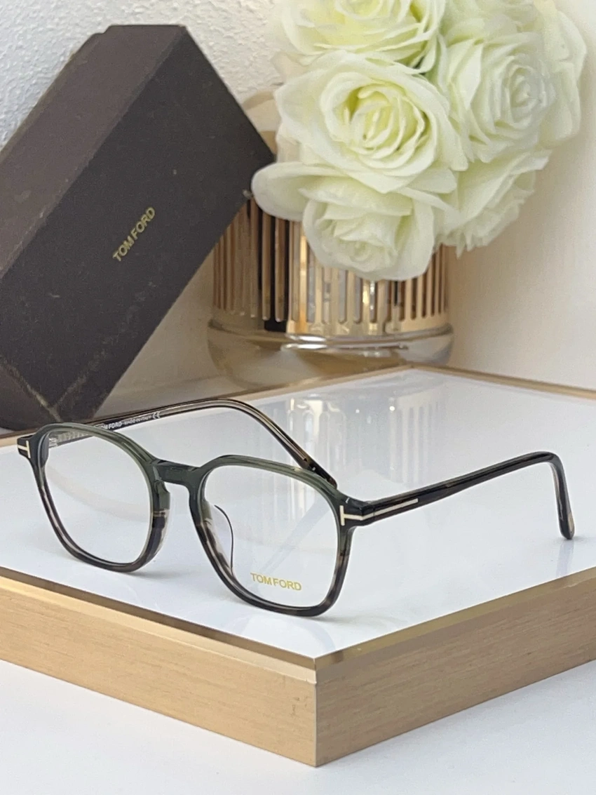 Authentic Tom Ford TF5804 Eyewear – Tom Ford Green Glasses | Retail Optical Partner