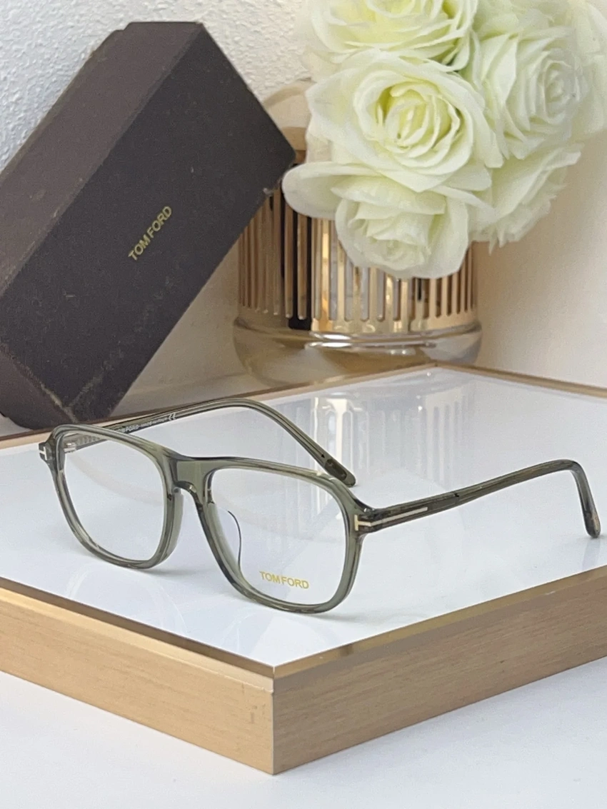 High-Quality Tom Ford TF5806 Spectacle Frames – Tom Ford Designer Glasses | B2B Optical Supplier