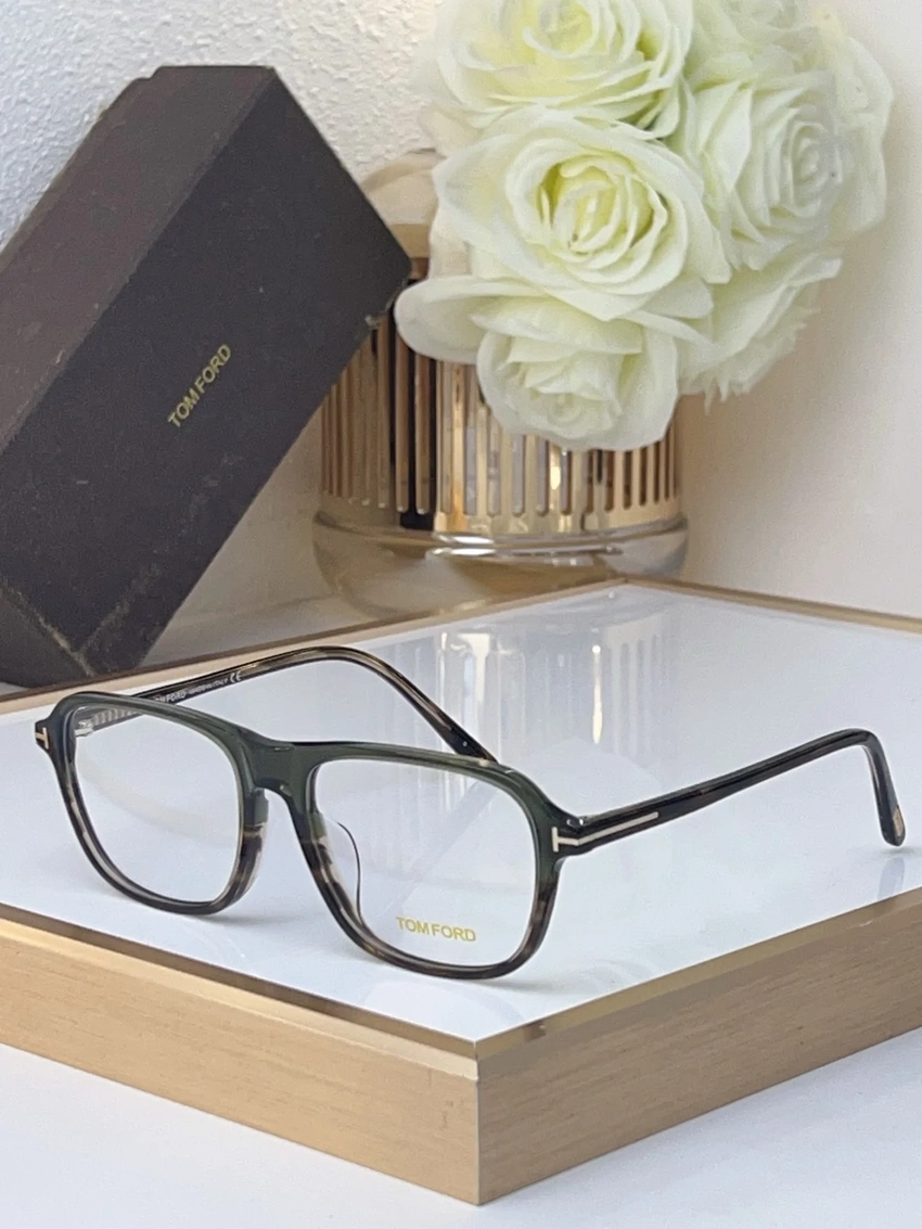 High-Quality Tom Ford TF5806 Spectacle Frames – Tom Ford Designer Glasses | B2B Optical Supplier