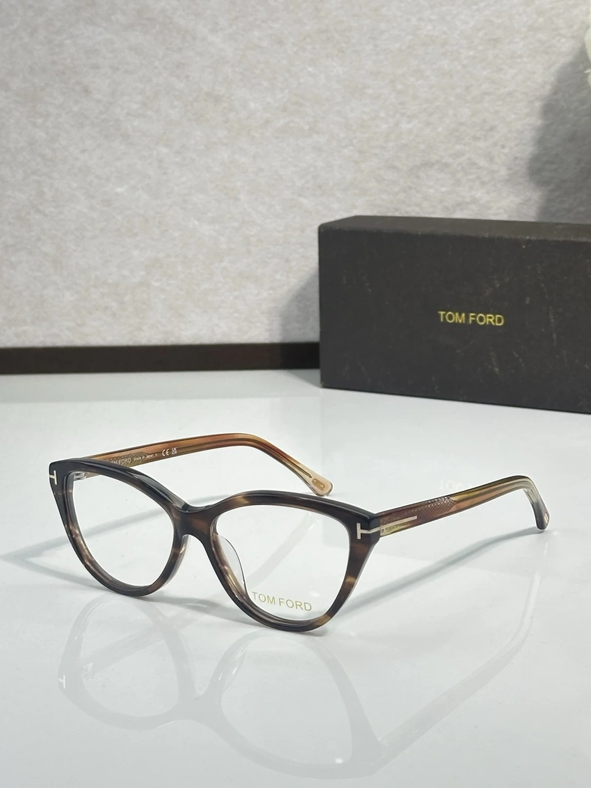 Premium Tom Ford TF5807 Spectacle Frames – Tom Ford Glasses Frames | B2B Optical Supplier