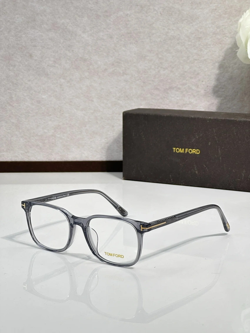 Designer Tom Ford TF5831 Spectacle Frames – Aviator Glasses Tom Ford | Bulk Distributor