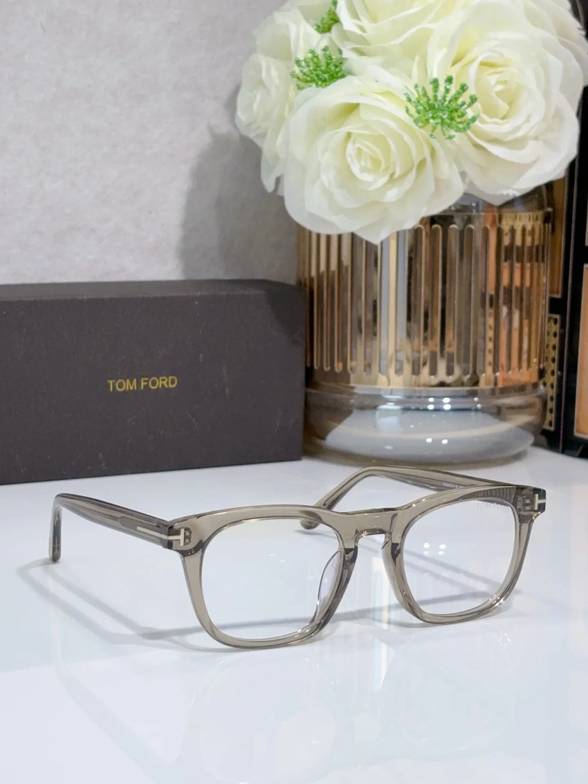 Authentic Tom Ford TF5870 Eyeglasses – Tom Ford Glass For Women | Retail Optical Partner