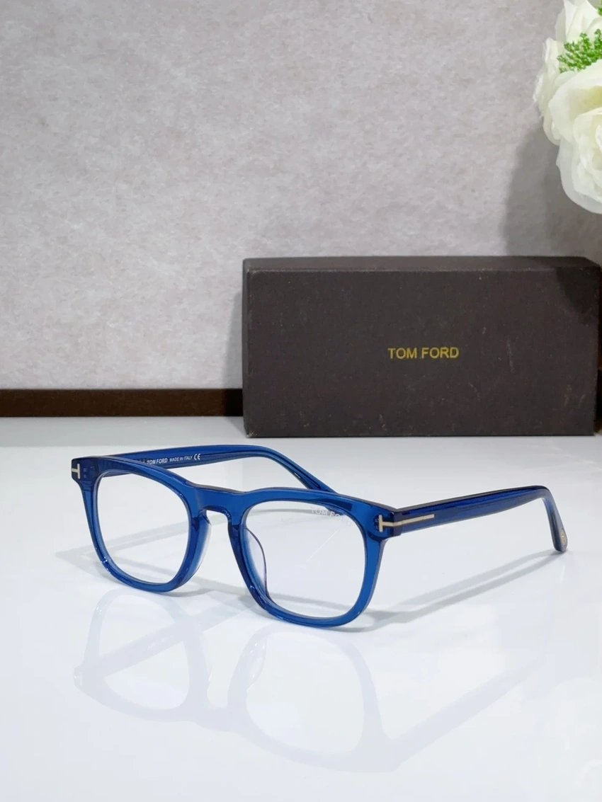 Authentic Tom Ford TF5870 Eyeglasses – Tom Ford Glass For Women | Retail Optical Partner