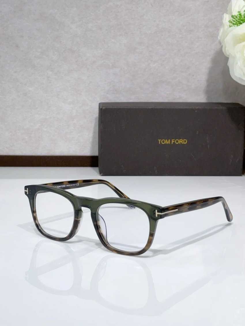 Authentic Tom Ford TF5870 Eyeglasses – Tom Ford Glass For Women | Retail Optical Partner