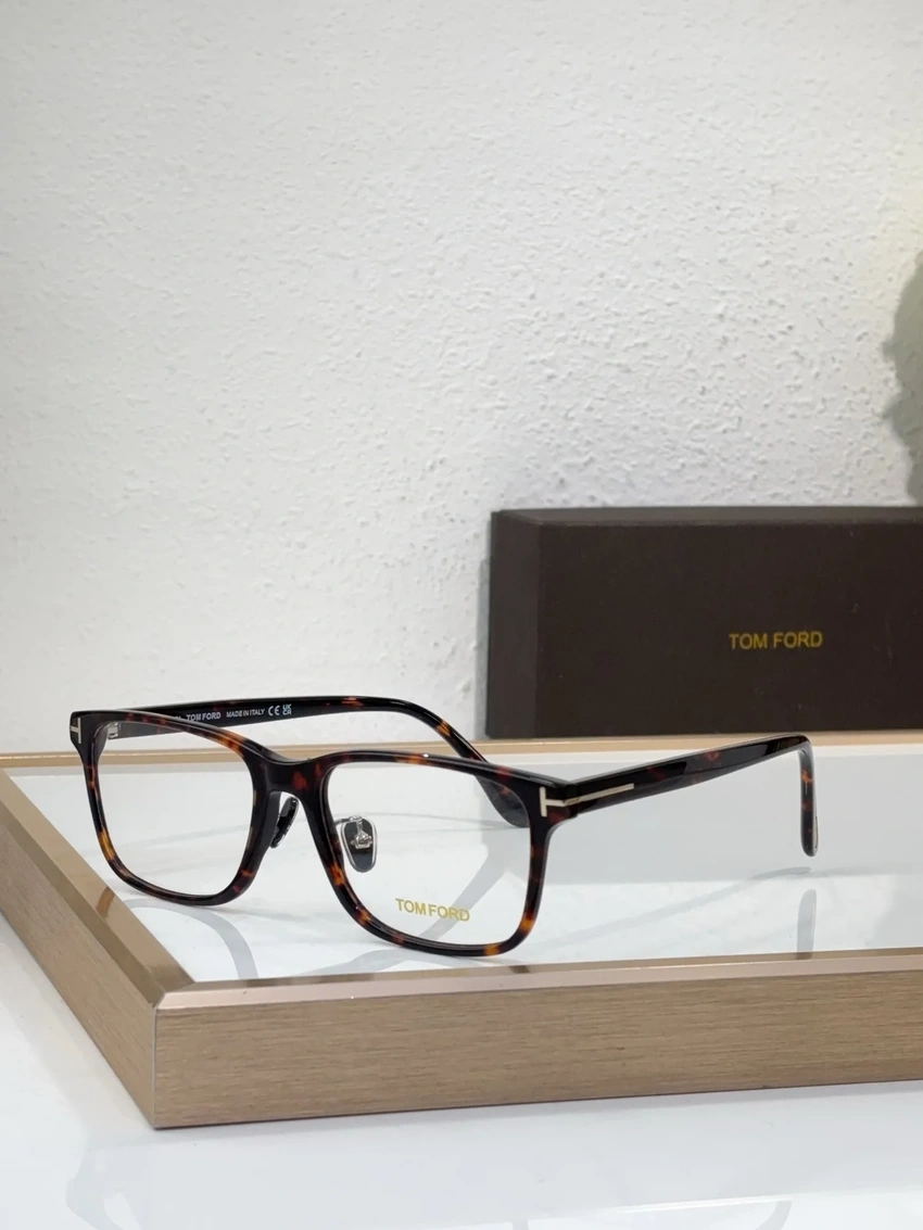 Elite Tom Ford TF5926 Spectacle Frames – Wearing Tom Ford Glasses | Bulk Distributor