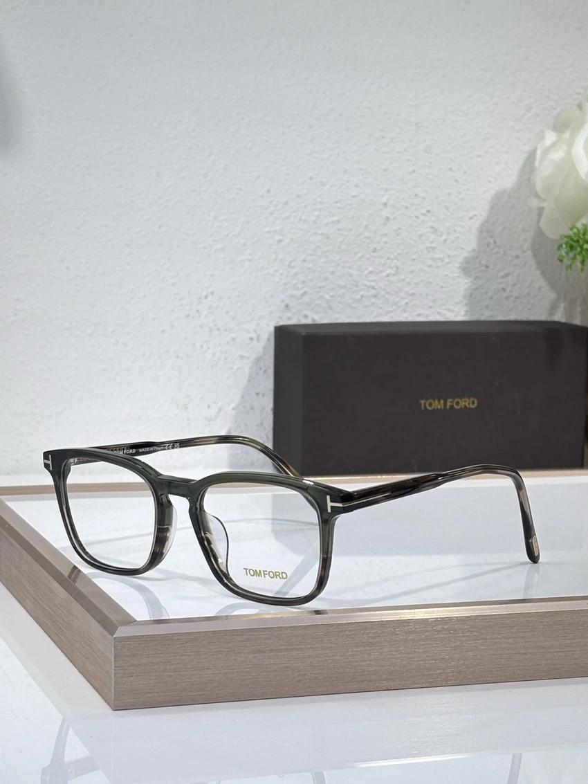Premium Tom Ford TF5928 Eyewear – Tom Ford Eyeglasses Clear | Bulk Distributor