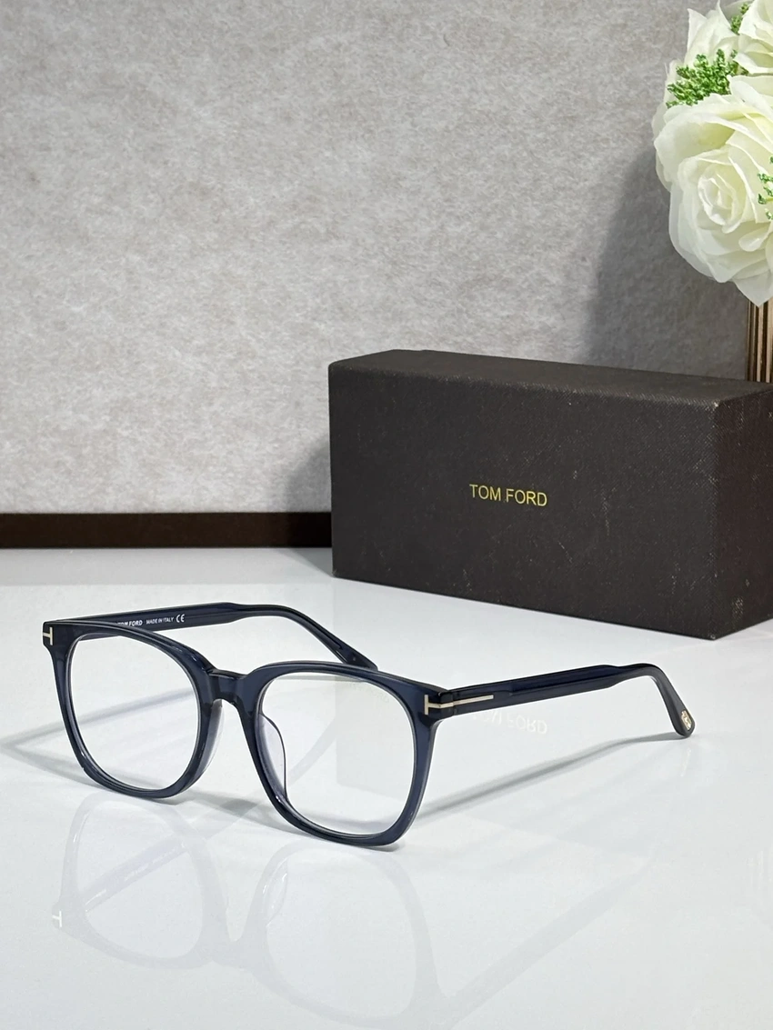 Authentic Tom Ford TF6052 Optical Glasses – Tom Ford Reading Glasses | Trade Eyewear Distributor