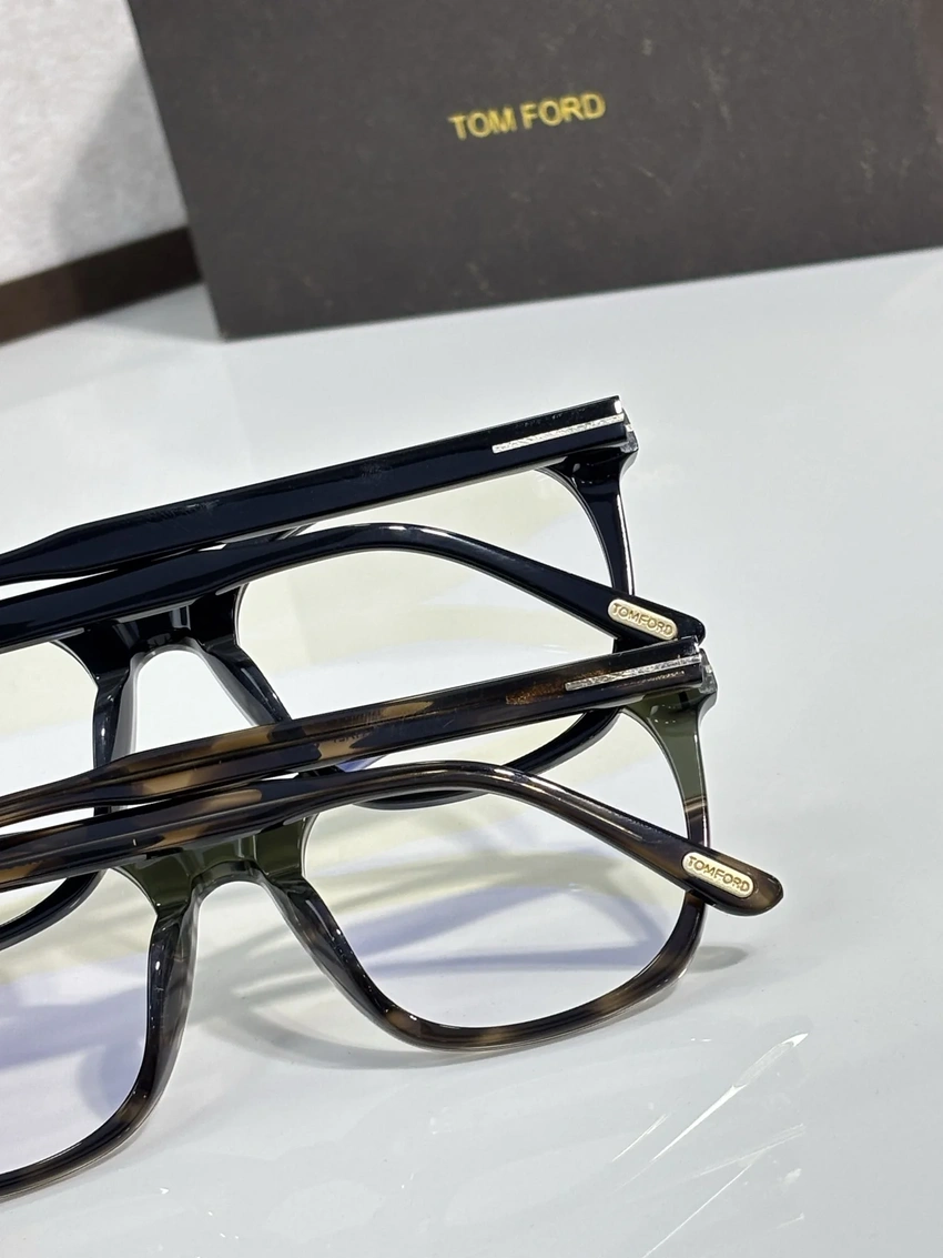 High-Quality Tom Ford TF6052 Eyeglasses – Tom Ford Womens Eyeglasses | Wholesale Distributor