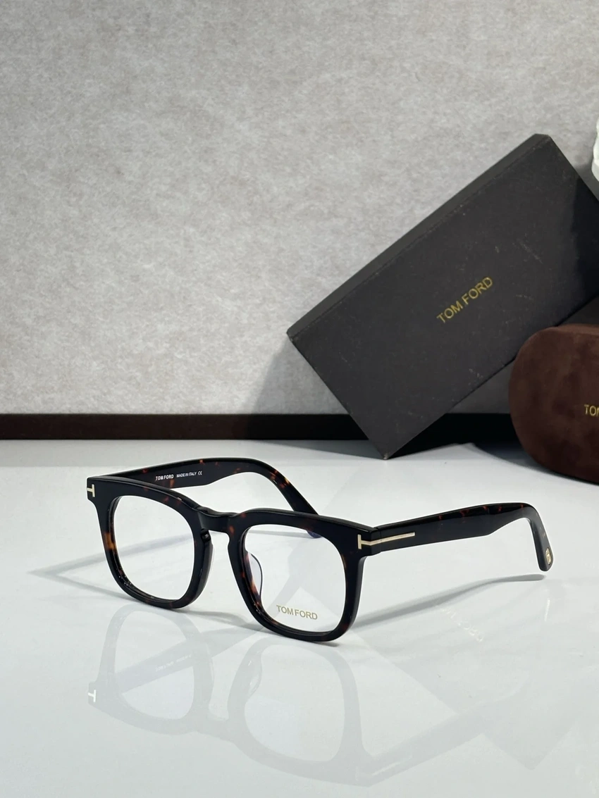 High-Quality Tom Ford TF751 Optical Frames – Tom Ford Glasses Square | B2B Optical Supplier
