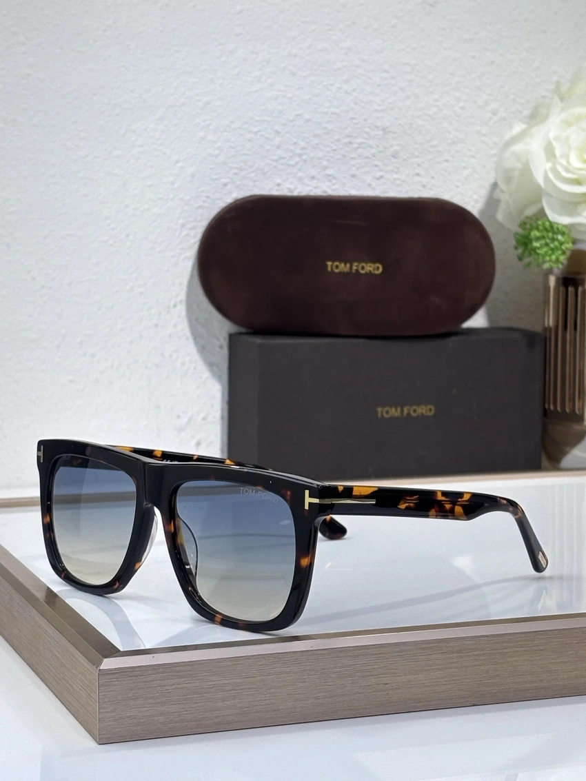 Wholesale Tom Ford FT0513 Womens Sunglasses | B2B Optical Distributor