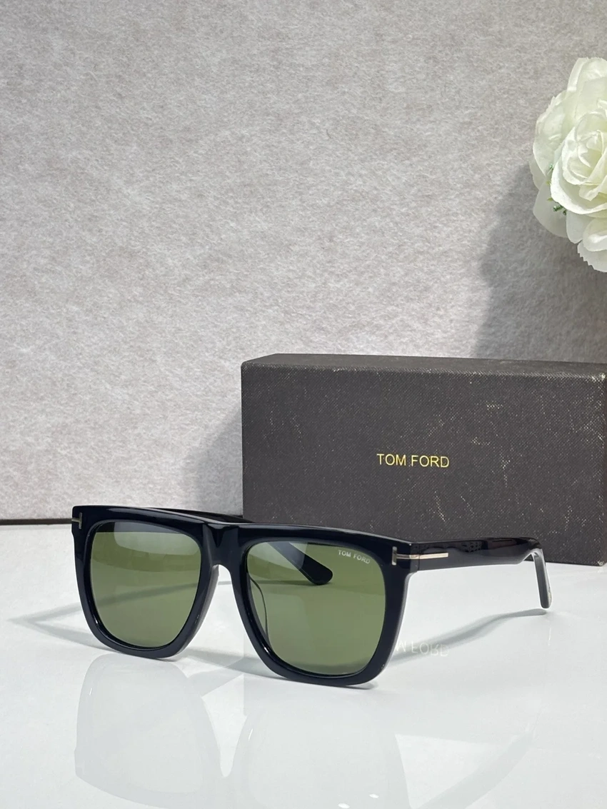 Wholesale Tom Ford FT0513 Womens Sunglasses | B2B Optical Distributor
