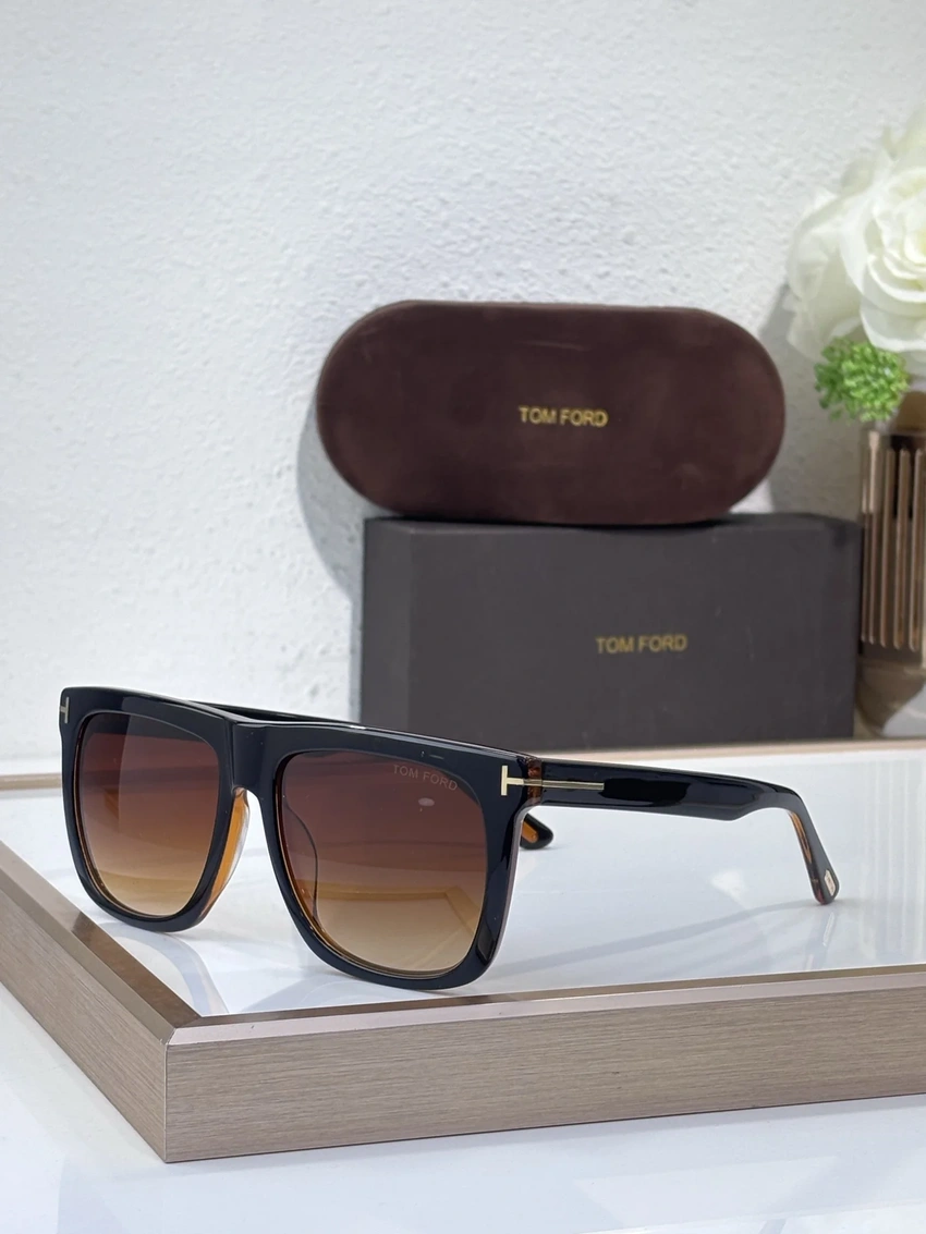 Wholesale Tom Ford FT0513 Sunglasses Amazon | B2B Optical Distributor