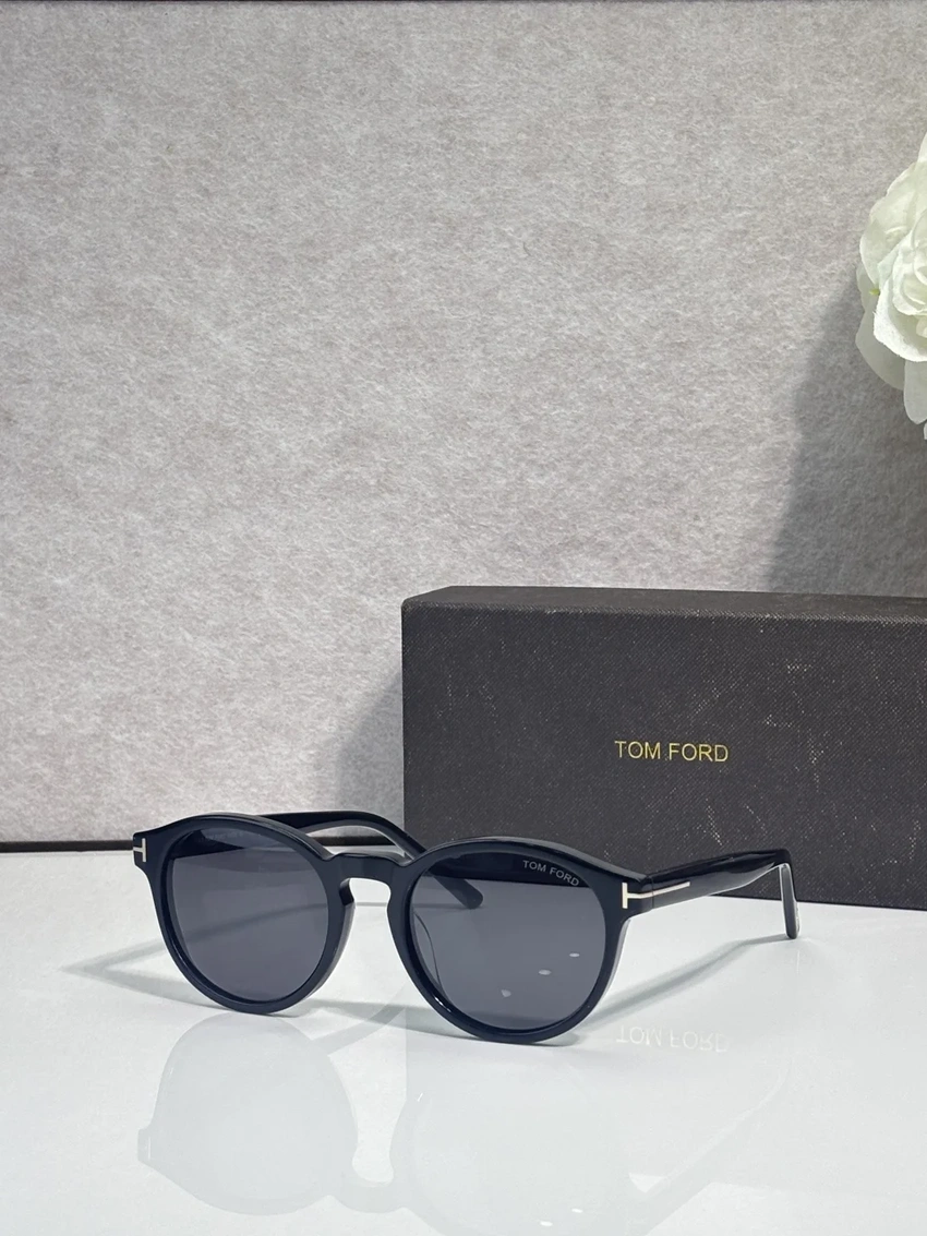 Wholesale Tom Ford FT0591 Annabel Sunglasses | B2B Optical Distributor