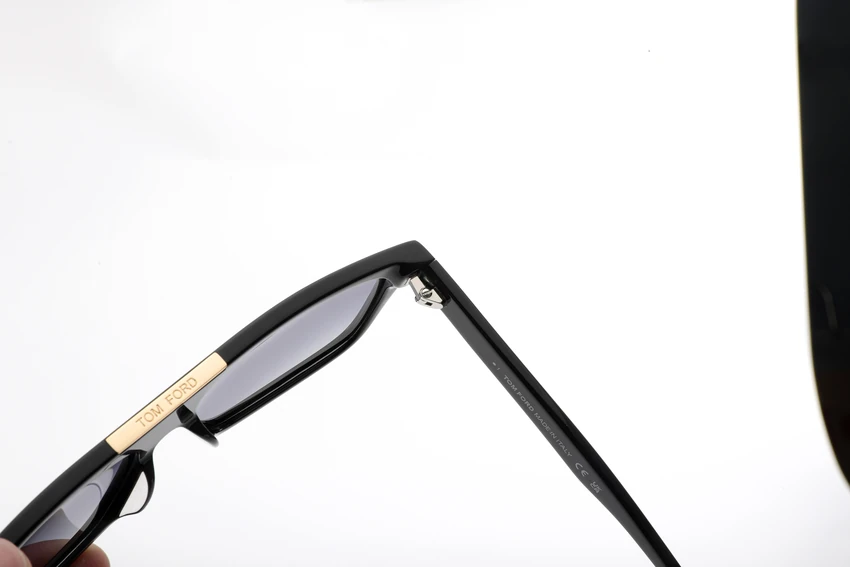 Wholesale Tom Ford FT0628 Sunglasses Nose Piece | B2B Optical Distributor
