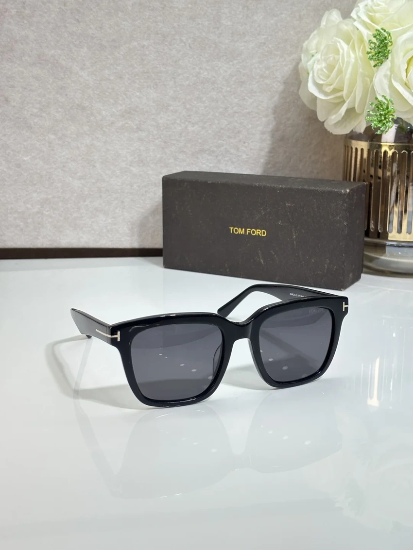 Tom Ford FT0646 Fern Sunglasses for Wholesale | Optical Store Supplier