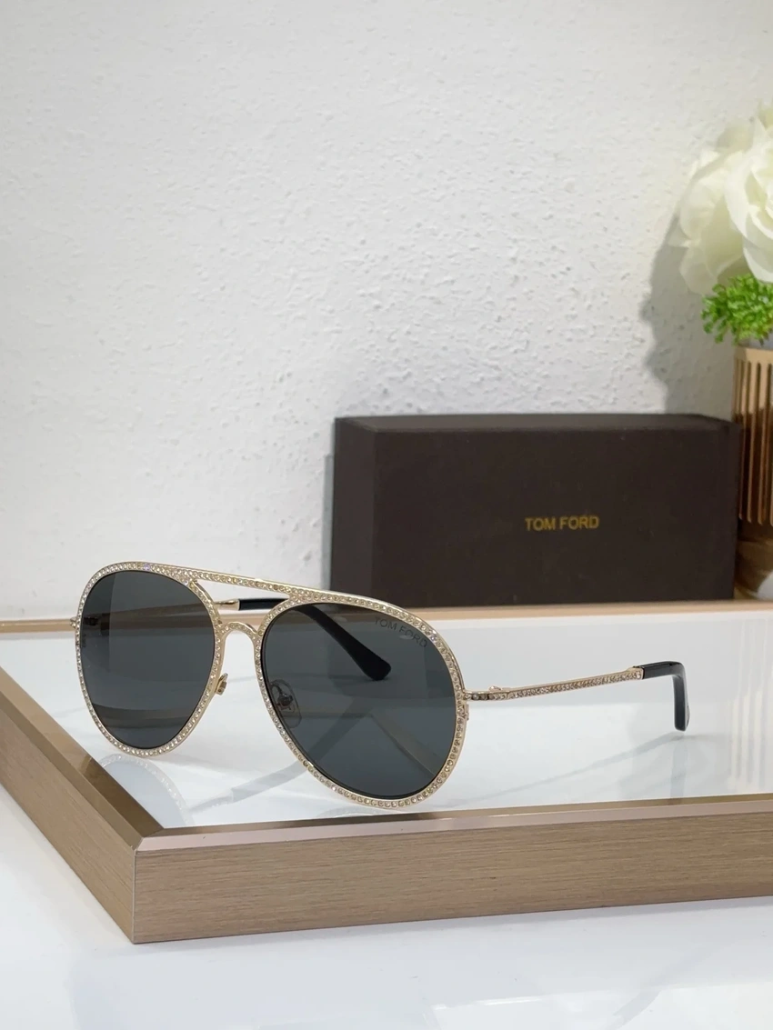 Wholesale Tom Ford FT0728 Sunglass Hut | B2B Optical Distributor