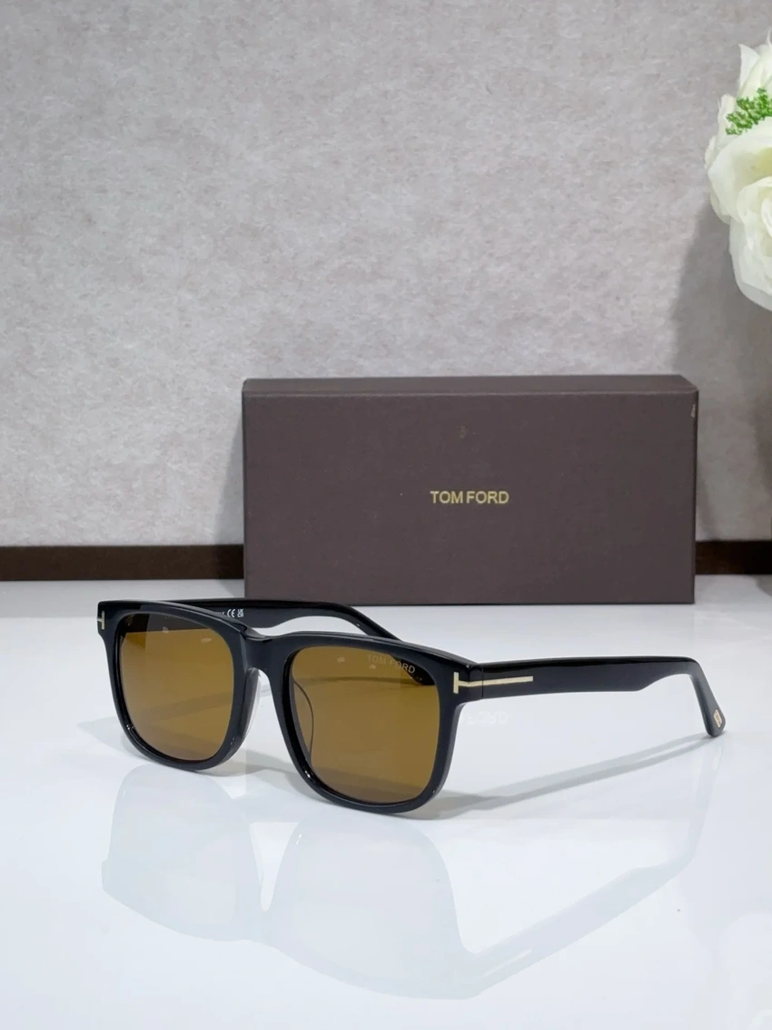 Wholesale Tom Ford FT0775 Bruce Sunglasses | B2B Optical Distributor