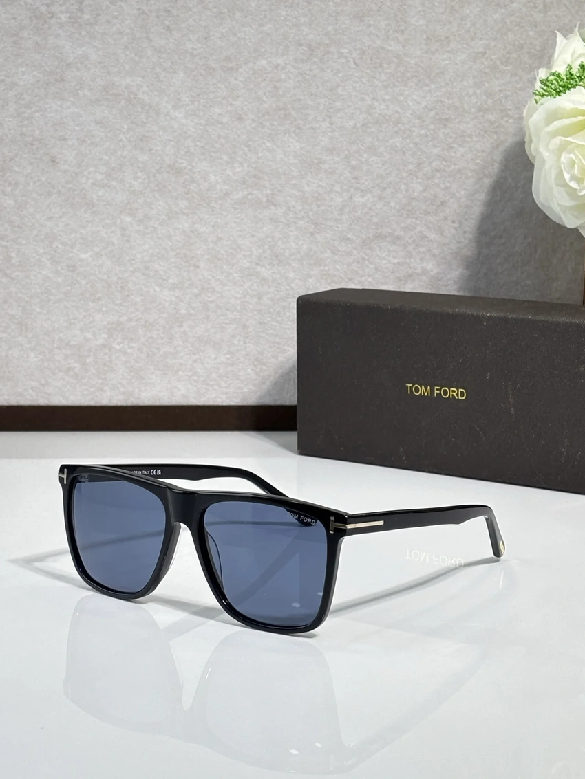 Tom Ford FT0832 Ladies Sunglasses – Wholesale Optical Frames Supplier