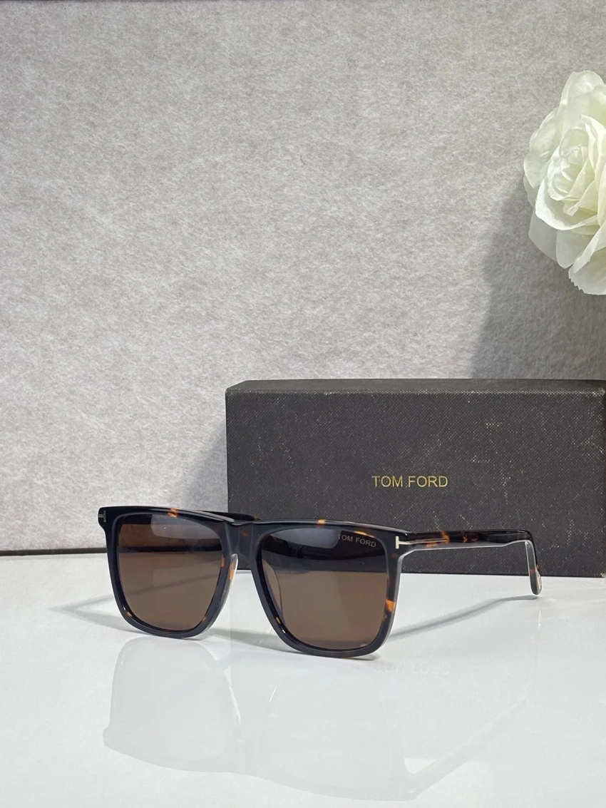 Tom Ford FT0832 Ladies Sunglasses – Wholesale Optical Frames Supplier
