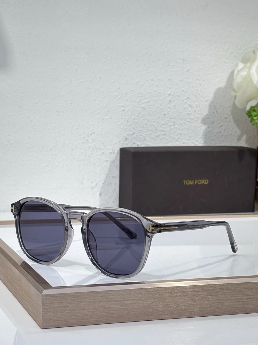 Tom Ford FT0834 Neughman Sunglasses for Wholesale | Optical Store Supplier