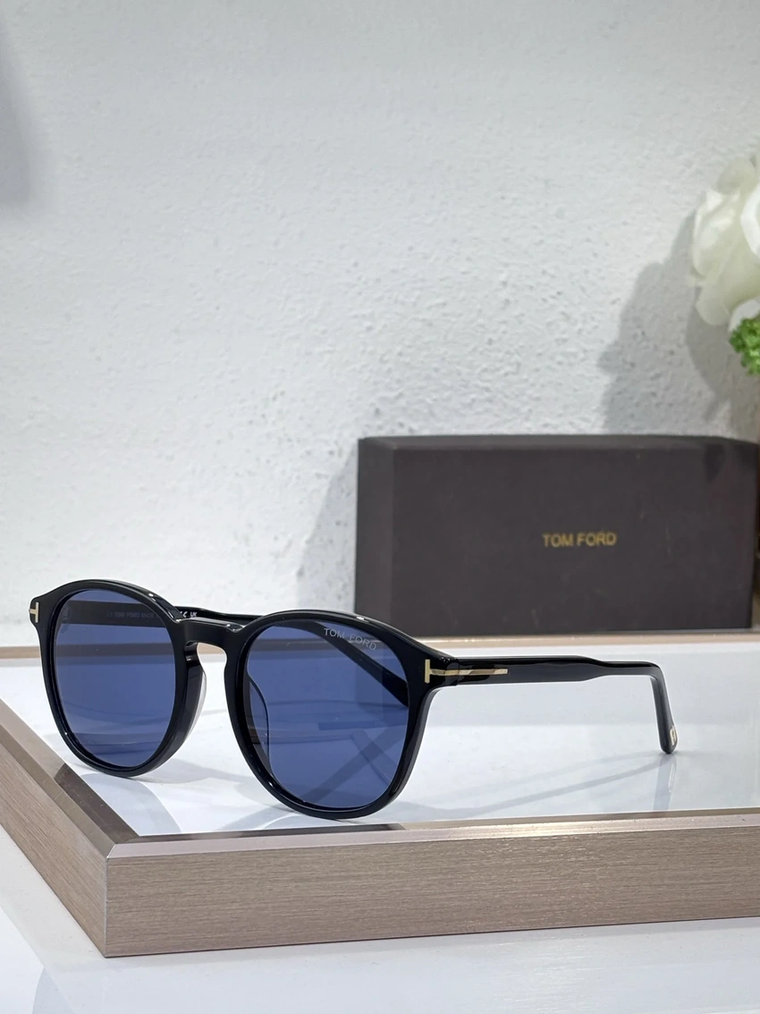 Tom Ford FT0834 Alistair Sunglasses – Wholesale Optical Frames Supplier