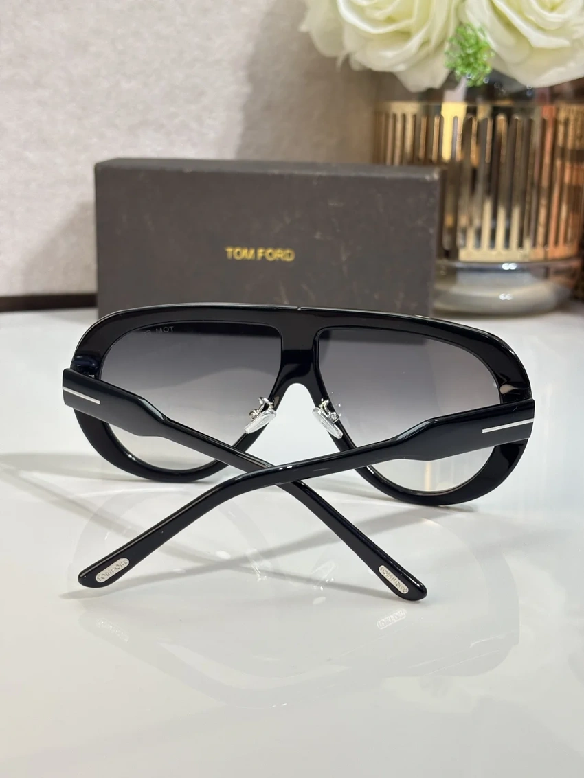 Tom Ford FT0836 Amarra Sunglasses for Wholesale | Optical Store Supplier