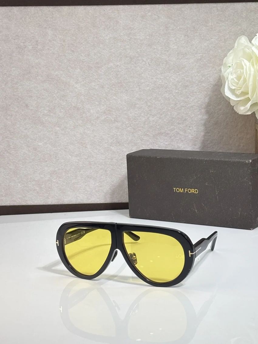 Premium Tom Ford FT0836 Photochromic Sunglasses – Wholesale Distributor