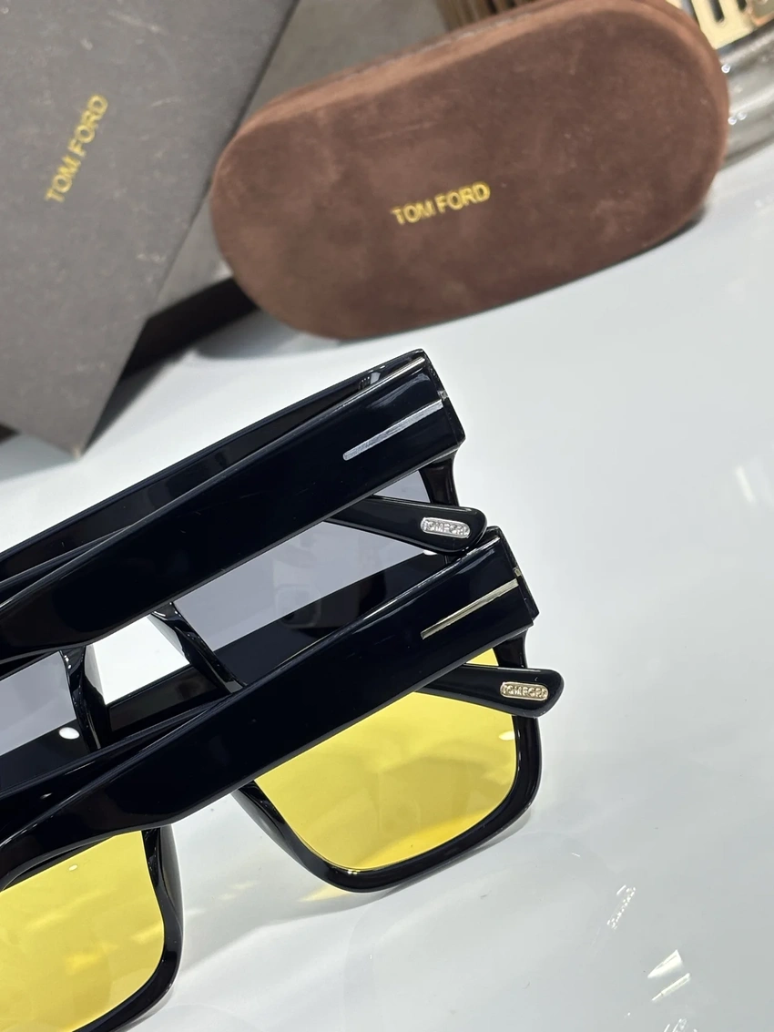 Tom Ford FT0847 Rellen Sunglasses Wholesale | Optical Retail Supplier