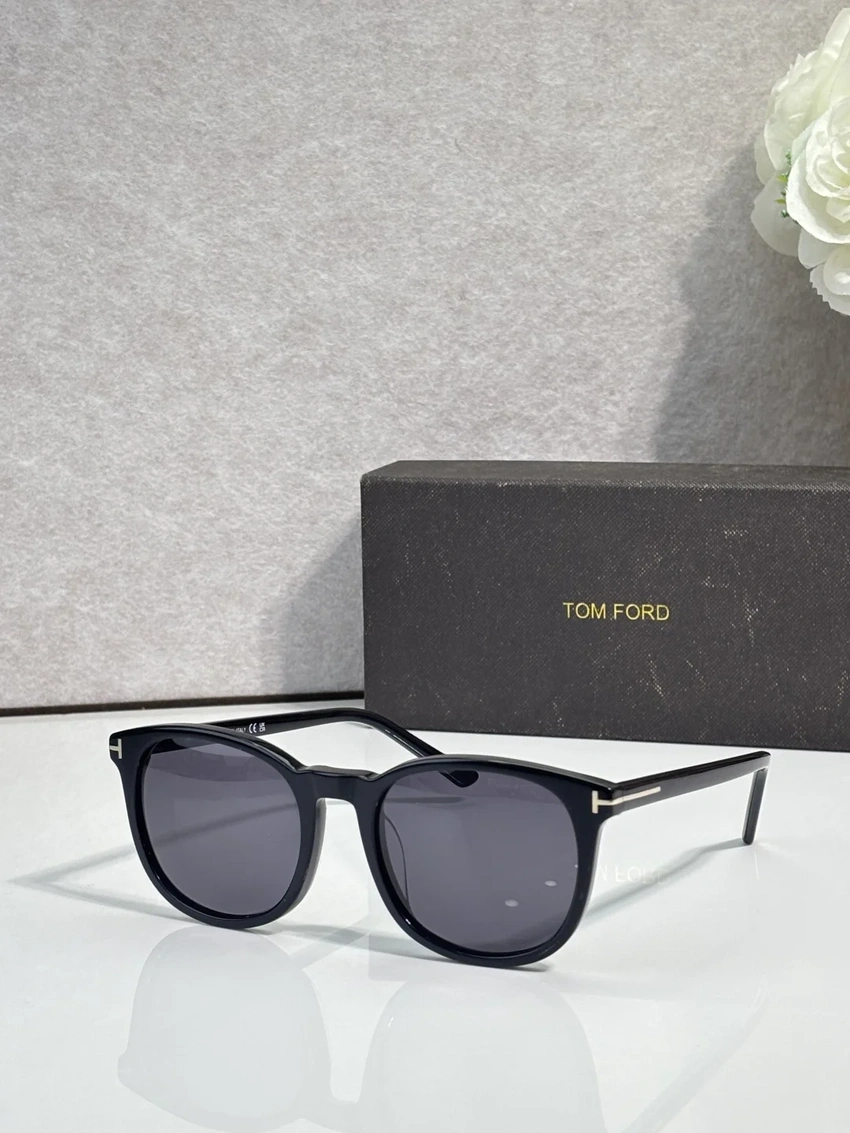 Tom Ford FT0858 Black Aviator Sunglasses – Wholesale Optical Frames Supplier