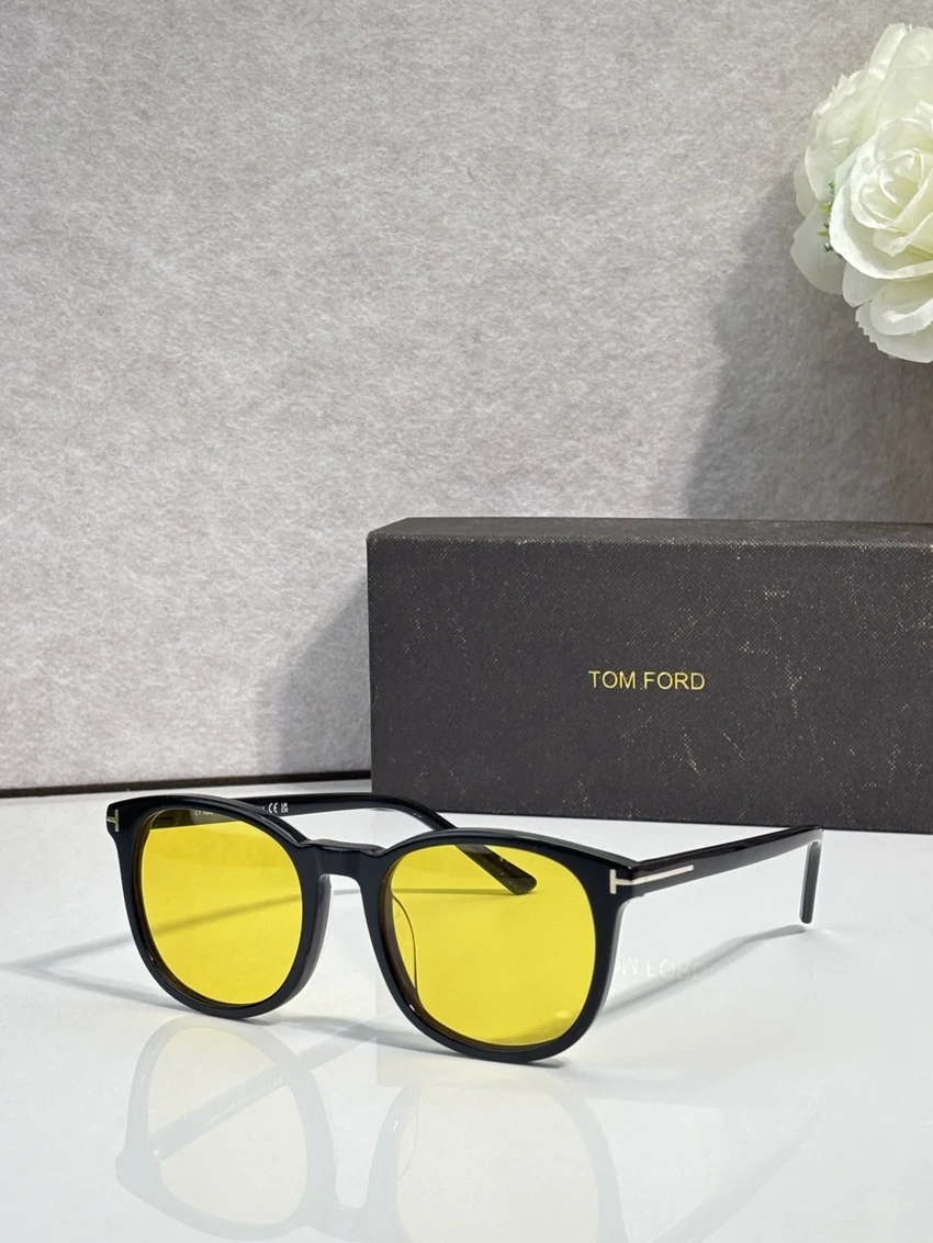 Tom Ford FT0858 Black Aviator Sunglasses – Wholesale Optical Frames Supplier
