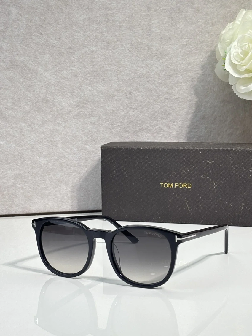 Tom Ford FT0858 Rex-02 57mm Aviator Sunglasses Wholesale | Optical Retail Supplier