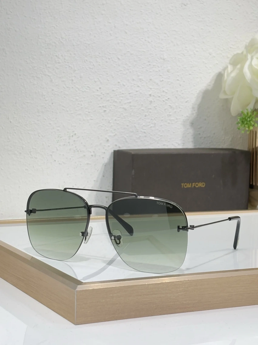 Wholesale Tom Ford FT0883 Orange Lens Sunglasses | B2B Optical Distributor